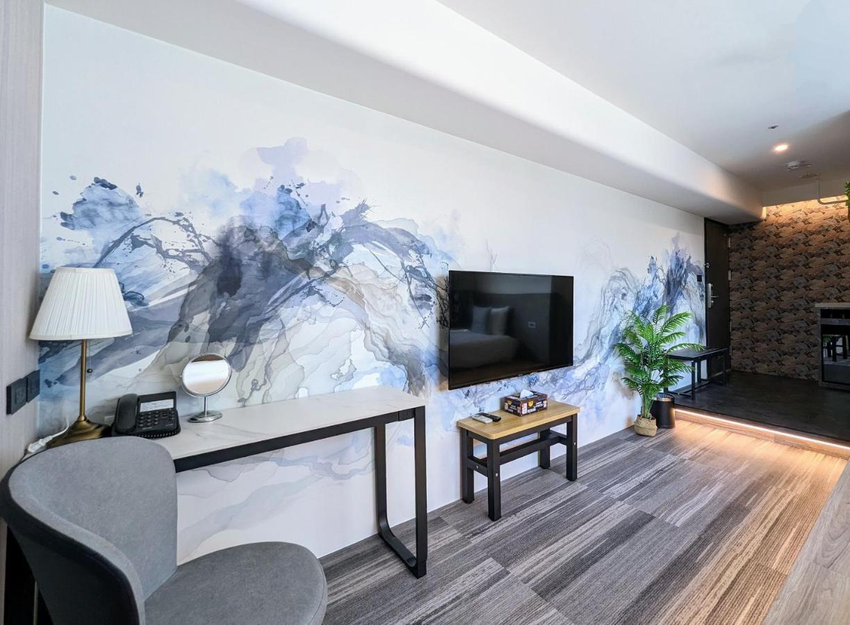 K Hotel - Yizhong Đài Trung Ngoại thất bức ảnh